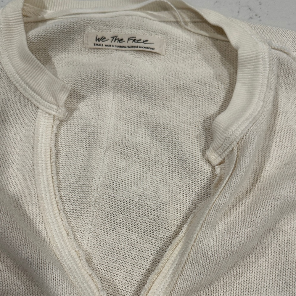 We The Free Men's V-Neck Sweater in Cream